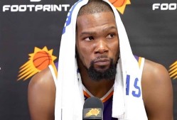 ipad版-杜兰特重返赛场，比赛局势复杂首场状态出色，公牛观众沸腾！-ipad版